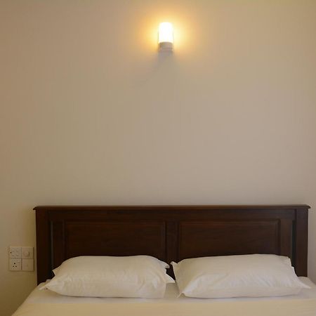 First House Mihintale Hotel Екстериор снимка