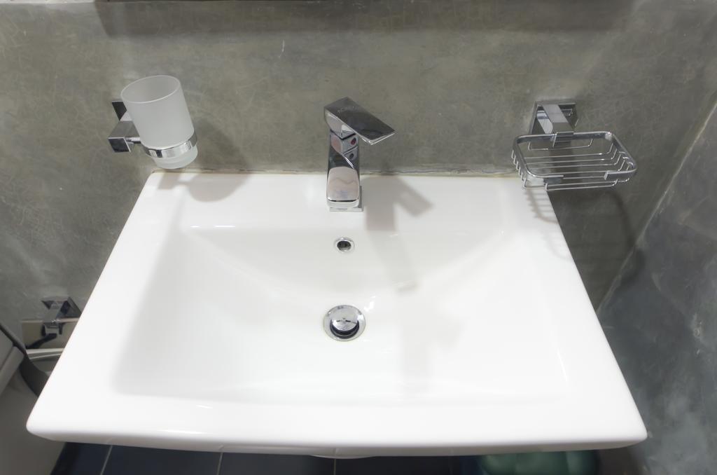 First House Mihintale Hotel Екстериор снимка